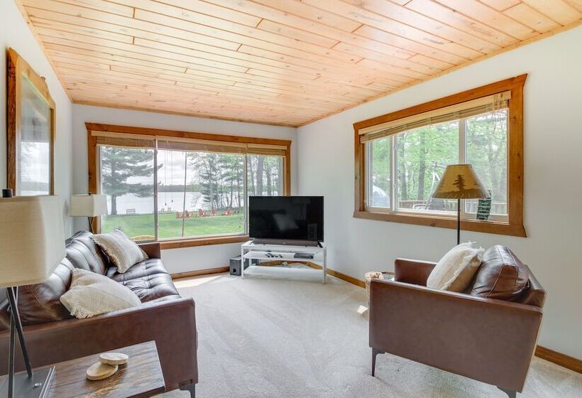 Minnesota Cabin W/ Deck & Private Beach
