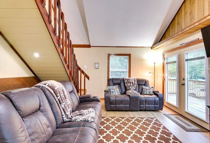 Multi Level Bonneau Cabin: Walk To Lake!