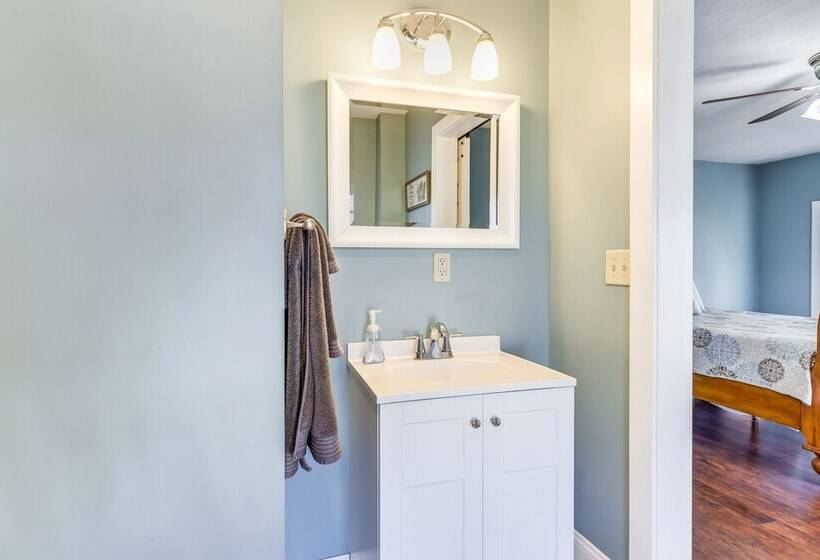 Pet Friendly Penn Yan Home: Wineries, Parks, Lakes