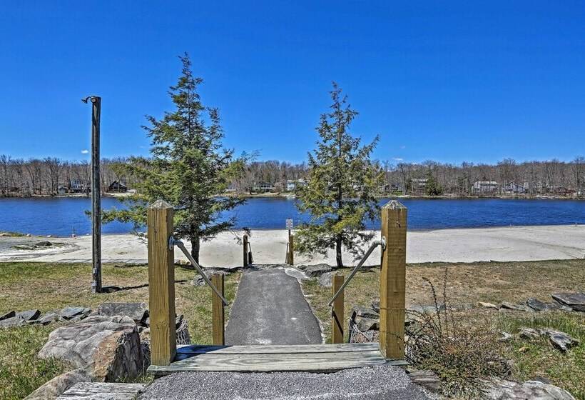 Poconos Vacation Rental W/ Pool & Beach Access!