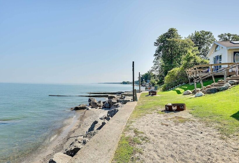 Scenic Geneva Cottage W/ Lake Erie Beach Access!