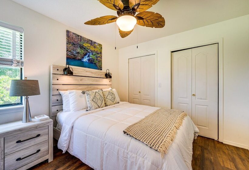 Secluded Broken Bow Escape W/ Fishing Pond & Pier!