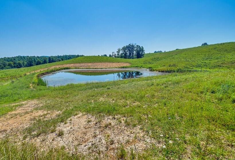 Secluded Campton Cabin W/ Views & Cozy Fireplace!