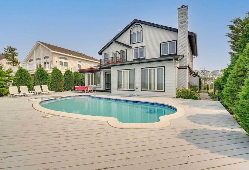 Bayfront Avalon Home W/ Boat Slip & Private Pool!