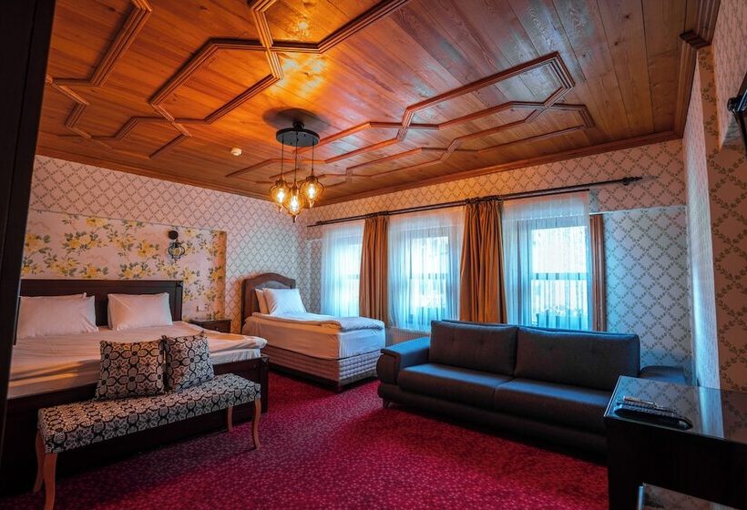 هتل Gulliver Mansion