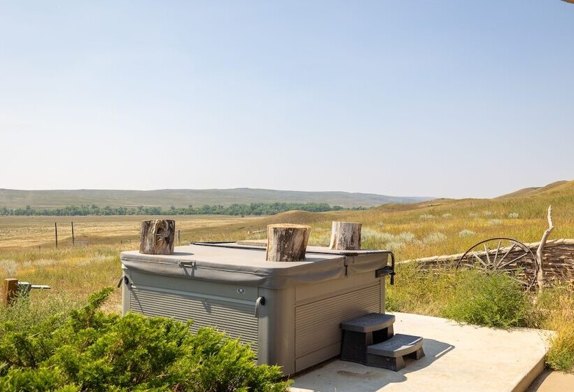 فندق ريفى Cheyenne River Ranch With Hot Tub