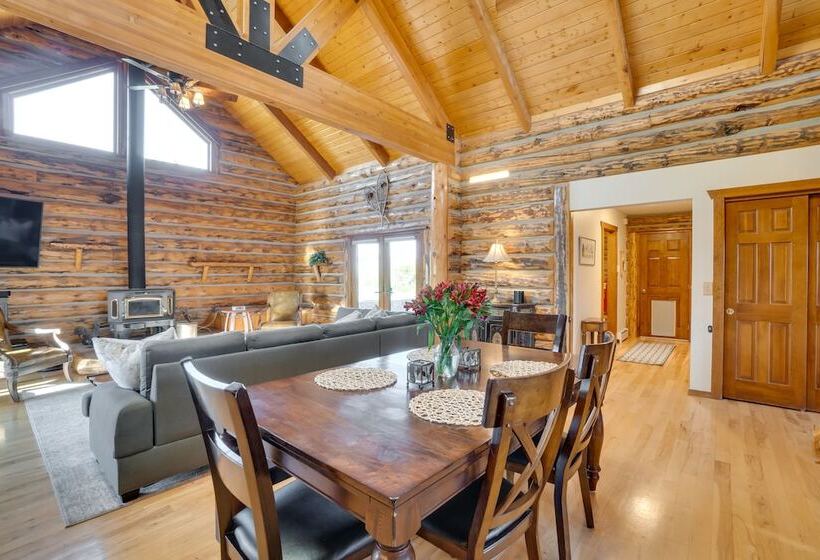 Heated Pool + Mtn Views: Log Cabin In Parker!