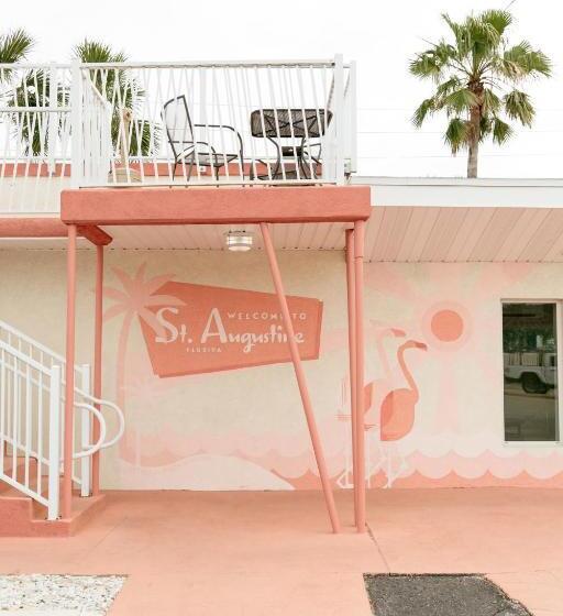 Мотель The Local   St. Augustine