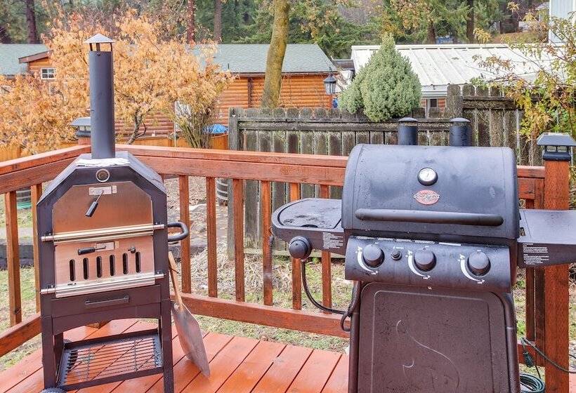 Pet Friendly Newman Lake Cottage W/ Beach Access!