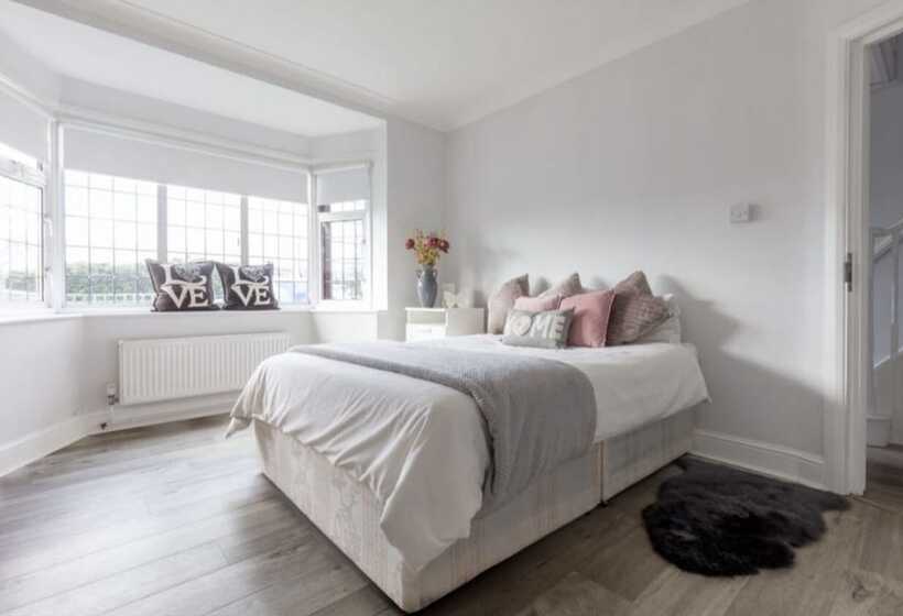 레지던스 Hidden Gem Minutes From Heathrow Airport