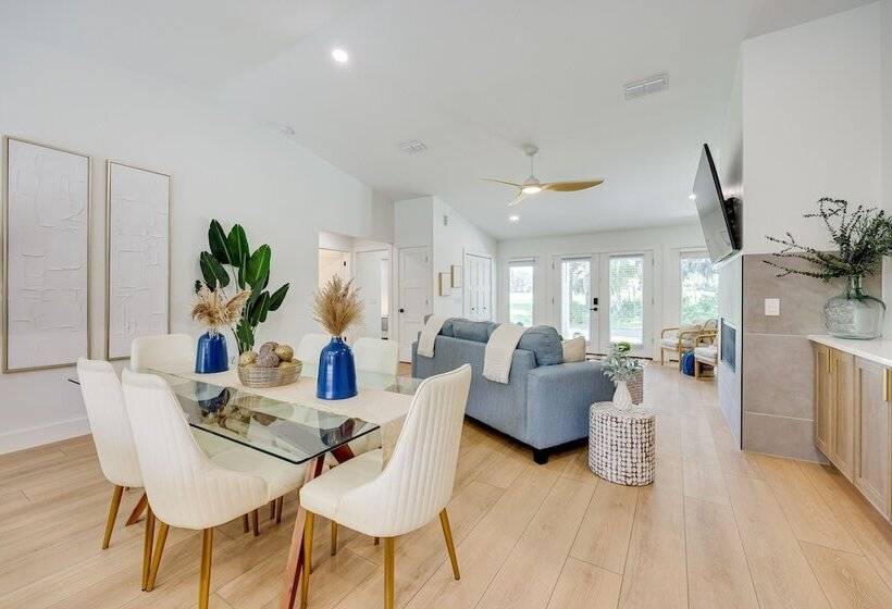 St Augustine Home W/ Patio   1 Mi To Beaches!