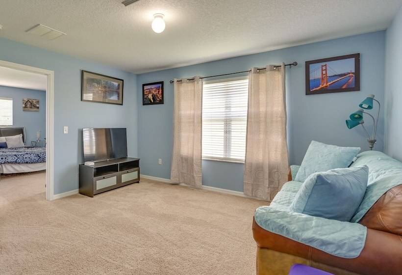 Sunny Wesley Chapel Home ~ 2 Mi To Epperson Lagoon