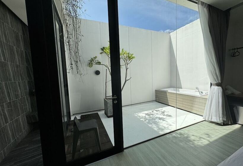 호스텔 Innlux Phuket