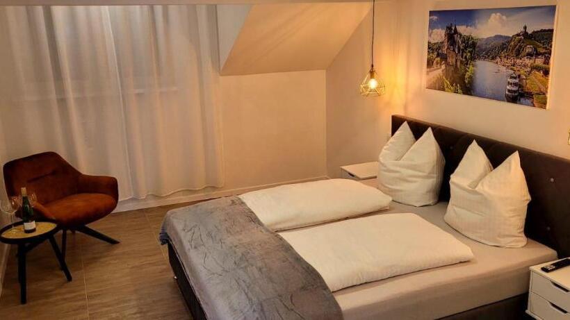 ベッドアンドブレックファースト Moselvilla No 7