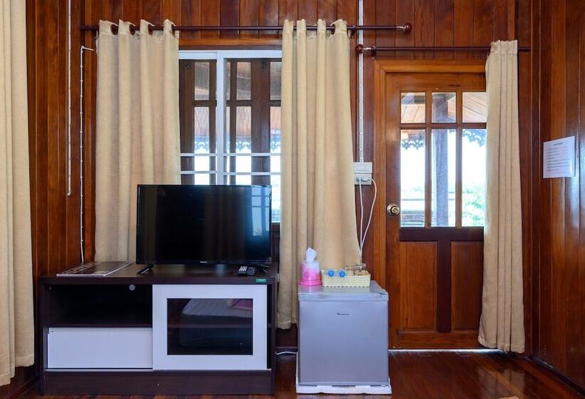 فندق Beung Sampathuan Nakornchaisri Resort
