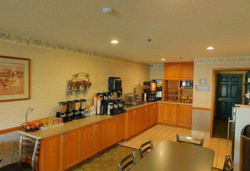 酒店 Northwoods Best Inn  Turtle Lake