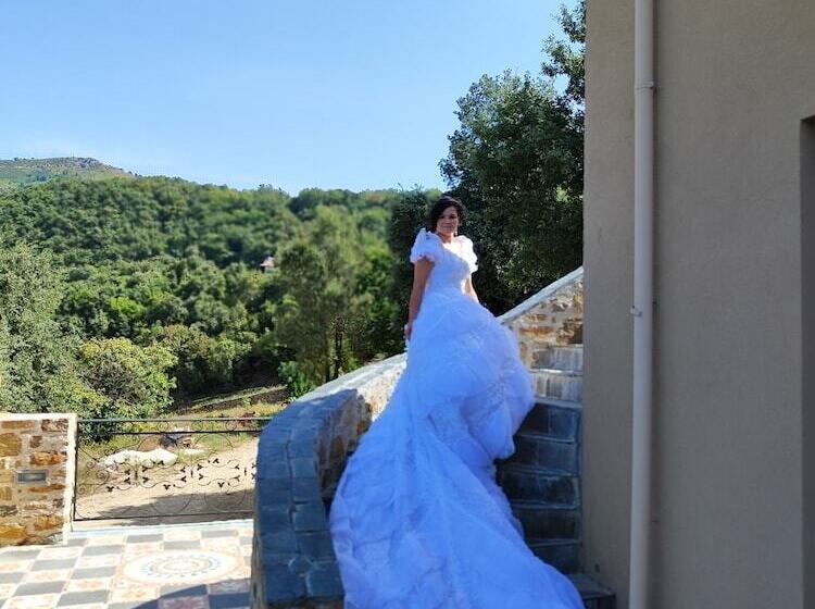 田舎風ホテル Serramezzana