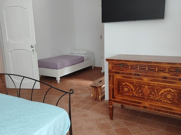 田舎風ホテル Serramezzana