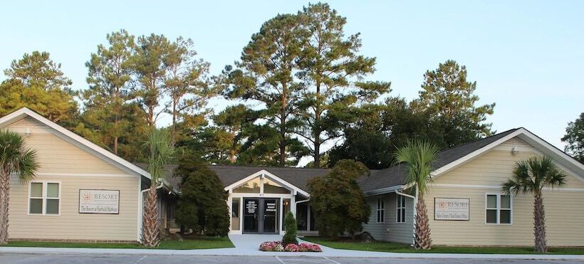 هتل Sand Castle Village