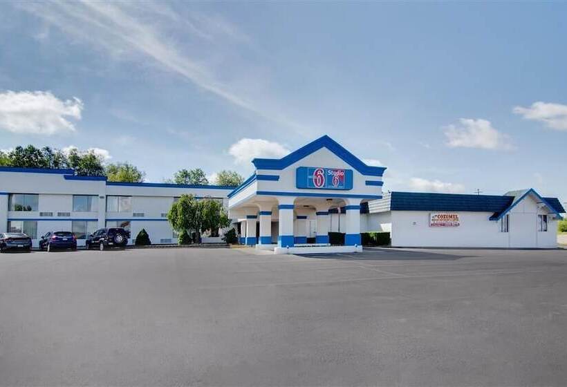 בית מלון כפרי Studio 6 Suites Clarion, Pa