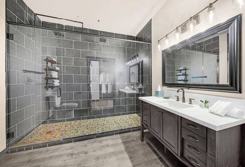 ホテル The Suites At Prairie Falls