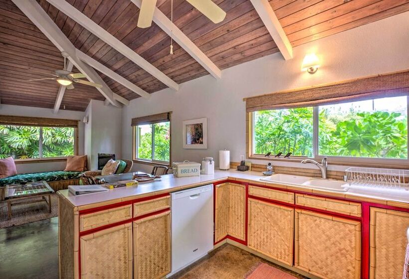 Melemele  Kapa A Cottage: 1 Block To Beach!