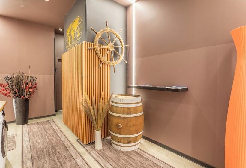 اقامتگاه Adira Résid Marseille Vieux Port
