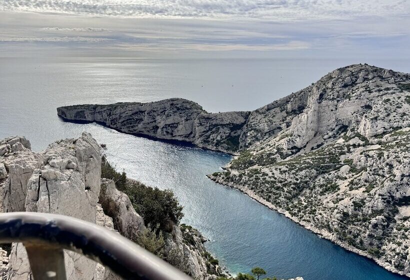 اقامتگاه Adira Résid Marseille Vieux Port