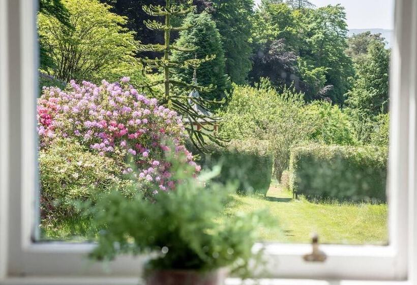 إقامة Charming 7 Bed Estate House Near Gleneagles