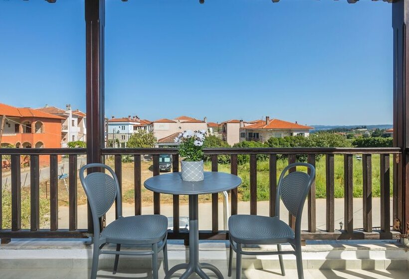 Eleon Suites Afytos