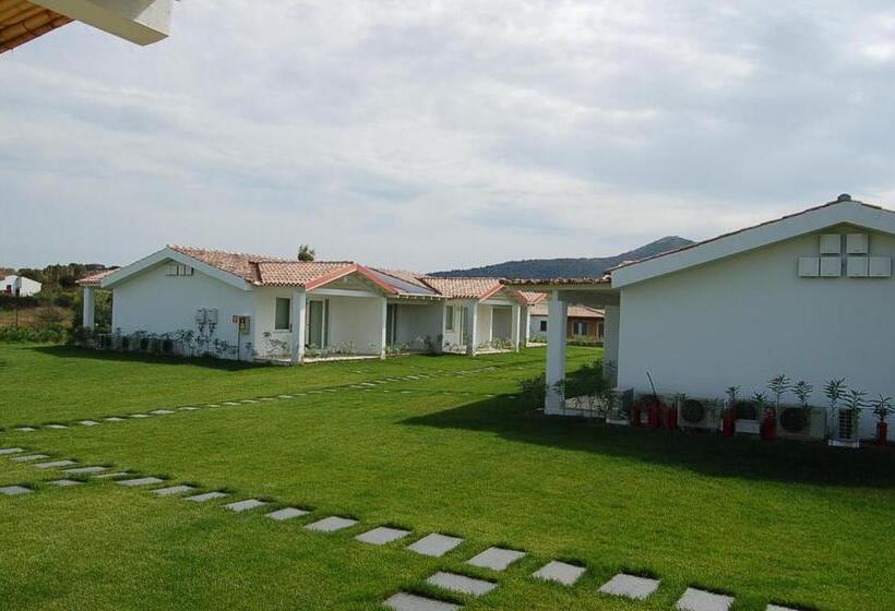 فندق Budoni Beach