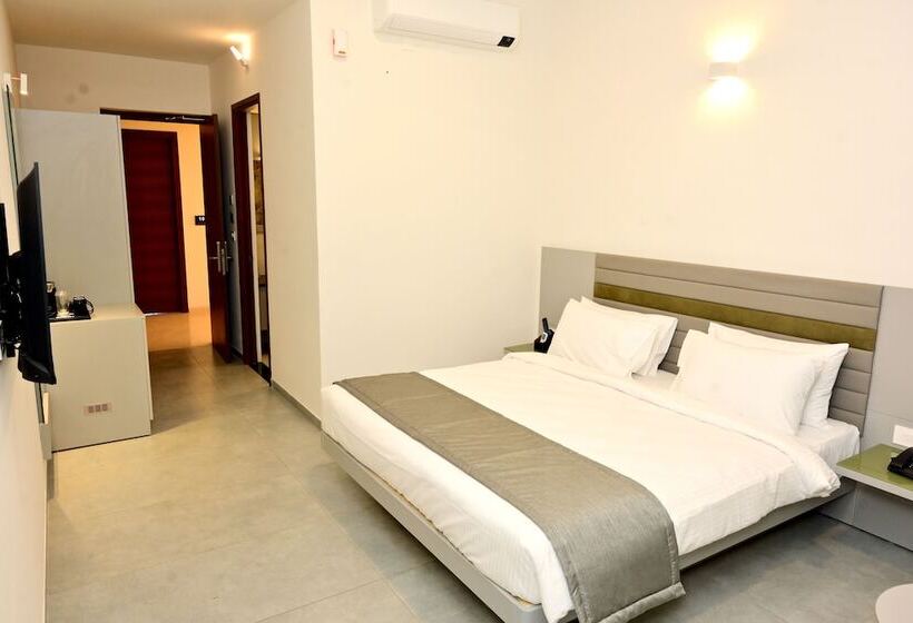 Отель Clarks Inn Express, Krs Road, Mysore