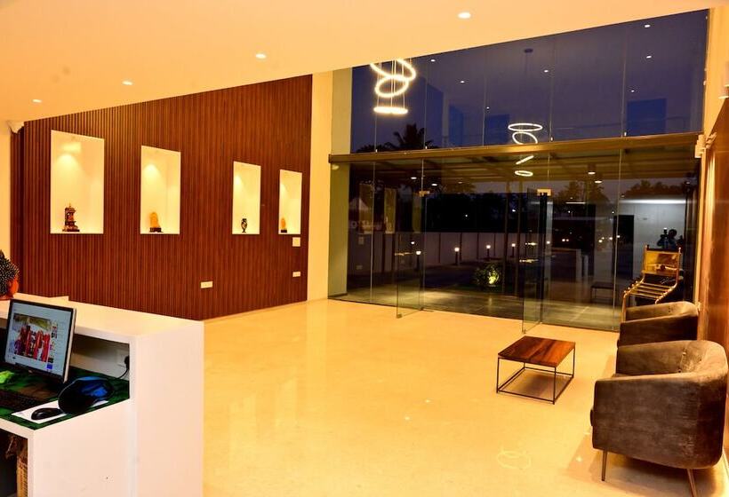 Отель Clarks Inn Express, Krs Road, Mysore