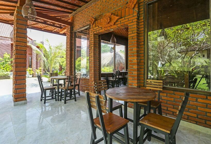 Отель Spot On 90882 Sari Homestay Near Garuda Wisnu Kencana
