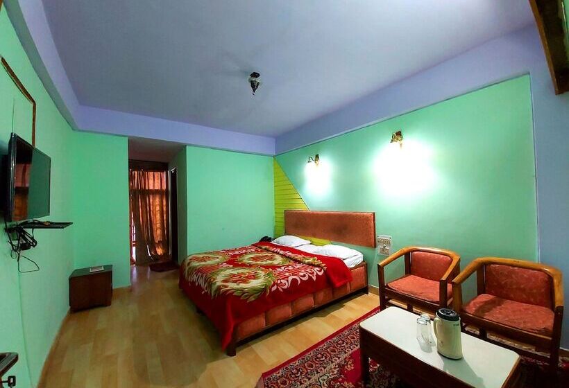 ホテル Goroomgo Radha Continental Nainital