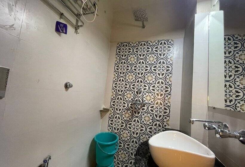 בית מלון כפרי Ratnakar Bhawan