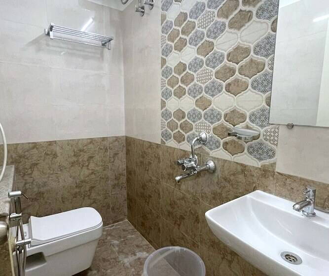 هتل K11 Express   Opp Express Avenue