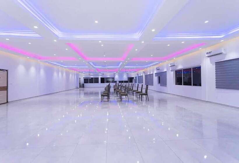 فندق The Platinum Bay