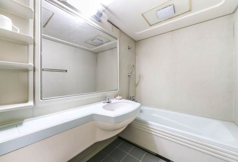 فندق على الطريق Donghae Maritime Tourism