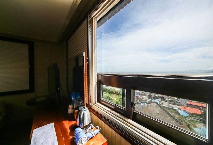 فندق على الطريق Donghae Maritime Tourism