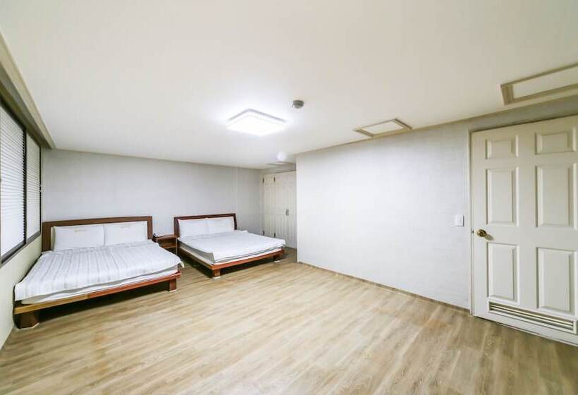 فندق على الطريق Donghae Maritime Tourism