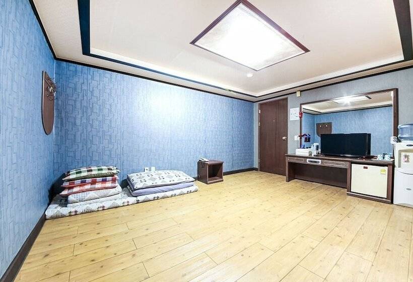 מוטל Sunchang Manhattan