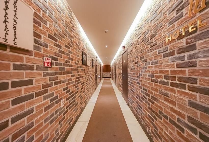 Motel Yeongju Wiz