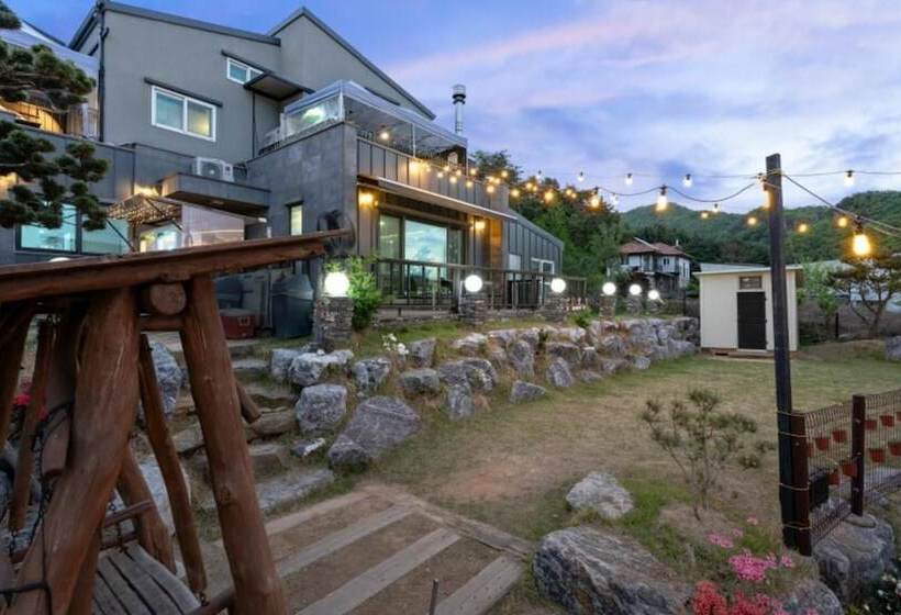 Namyangju Noblian House Pension