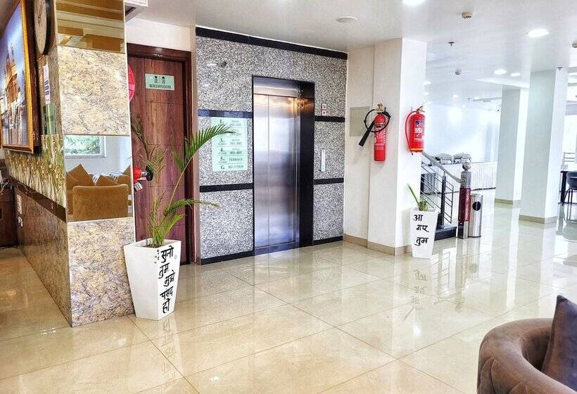 Rr Hotel & Resort