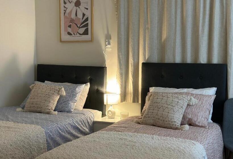فندق صغير Eden Lodge