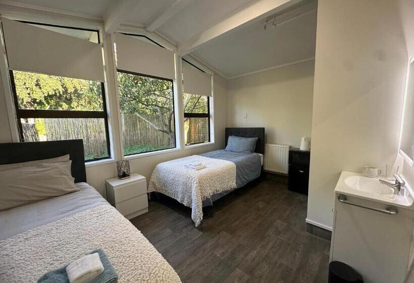 فندق صغير Eden Lodge