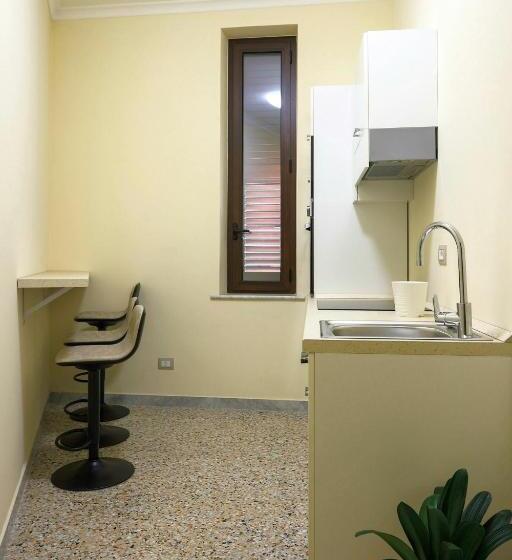 مبيت وإفطار Al Castello Avezzano