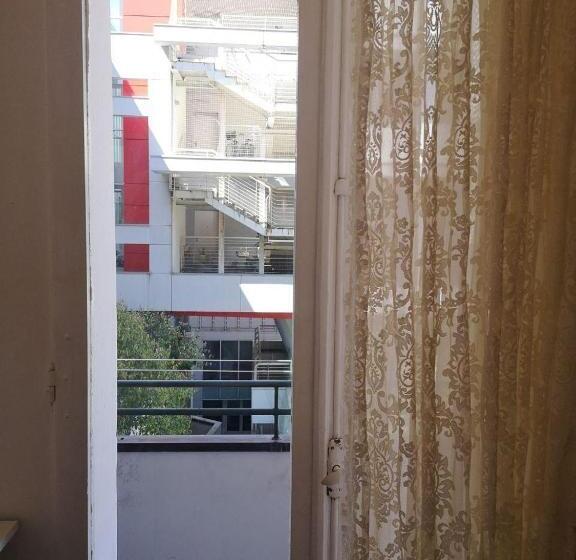 Bed and Breakfast Camera E Bagno Privato A 3 Minuti Dalla Stazione