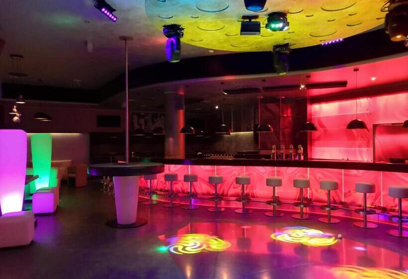 ホテル Aviva   Für Singles & Alleinreisende